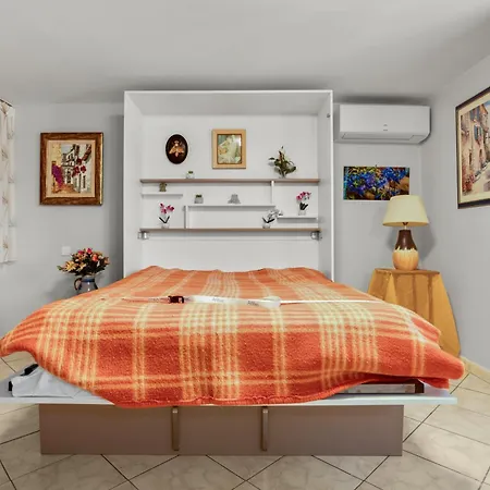 - L'esterel Saint-Raphaël