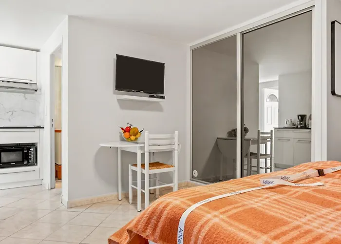 - L'esterel Apartmán Saint-Raphaël