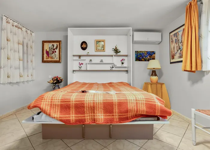 - L'esterel Saint-Raphaël