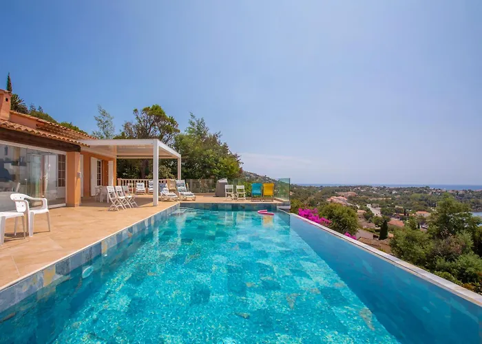 - L'esterel Apartmán Saint-Raphaël